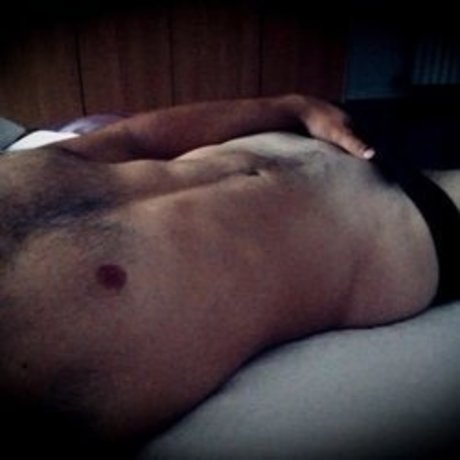 Naakte gelekte OnlyFans-foto van Marco