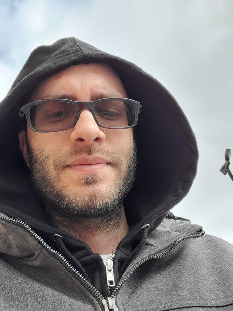 Naakte gelekte OnlyFans-foto van Rshami