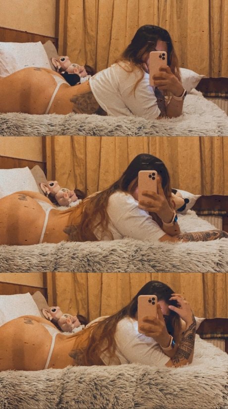 Naakte gelekte OnlyFans-foto van Marina Suarez