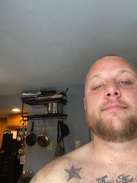 Naakte gelekte OnlyFans-foto van Matthew Bryant