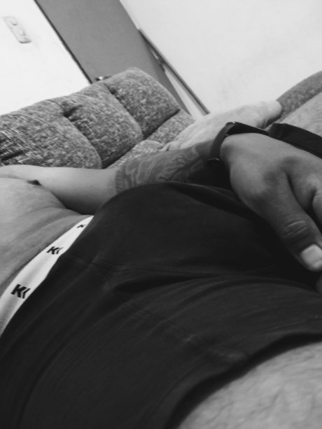 Naakte gelekte OnlyFans-foto van Hot Boy 