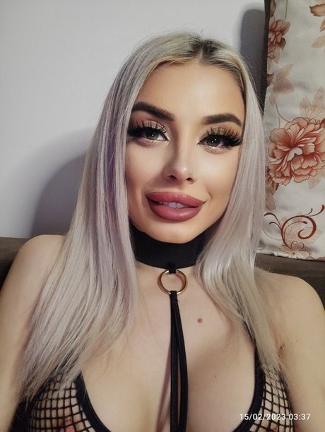 Naakte gelekte OnlyFans-foto van Maya96