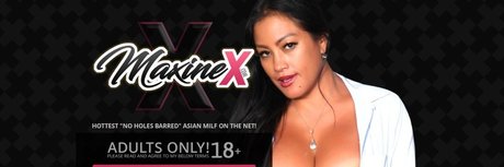 Naakte gelekte OnlyFans-foto van Maxine X