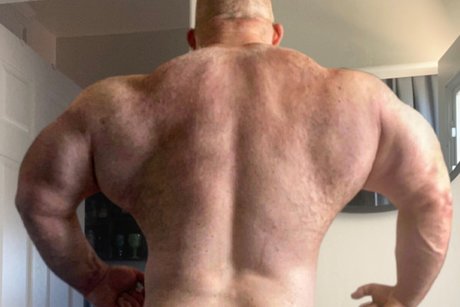 Naakte gelekte OnlyFans-foto van Beefyphuck