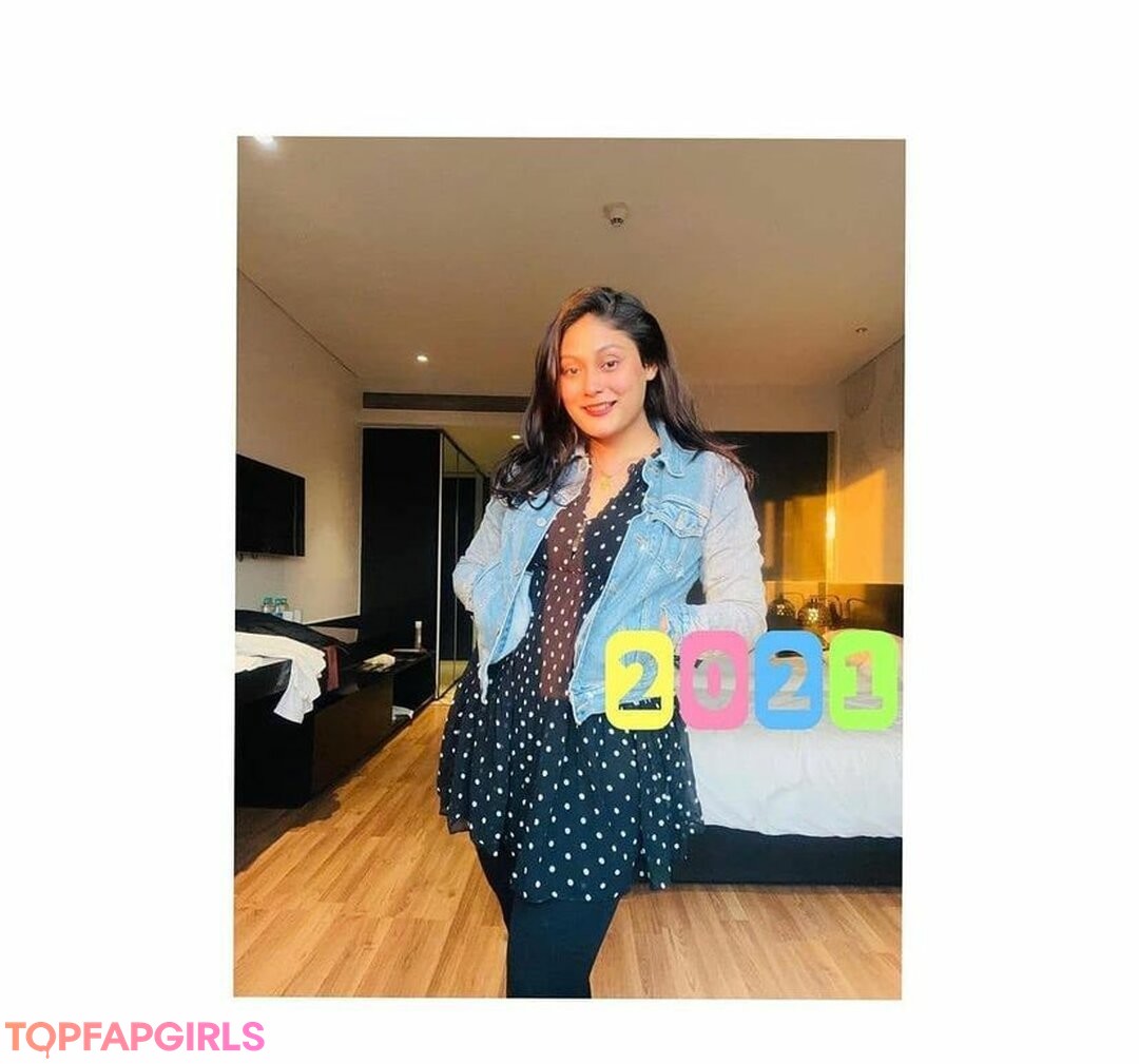 Naakte gelekte OnlyFans-foto van Real Goddessanna #40 Naakte gelekte OnlyFans-foto van Real Goddessanna #40