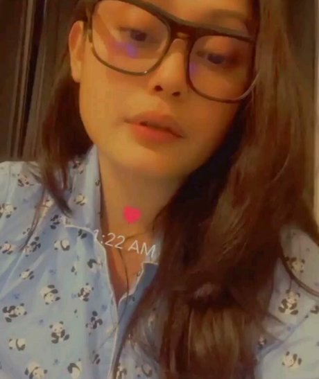 Naakte gelekte OnlyFans-foto van Real Goddessanna