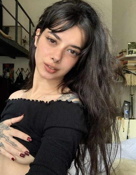 Naakte gelekte OnlyFans-foto van Meli777