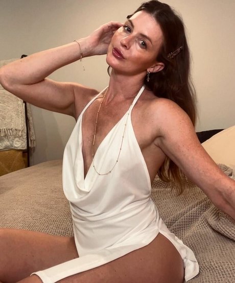 Naakte gelekte OnlyFans-foto van Gingrbreadginny