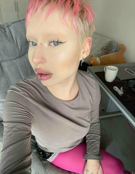 Naakte gelekte OnlyFans-foto van Ladyydiamond