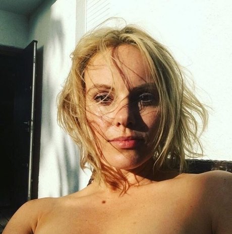 Michelle Dewberry