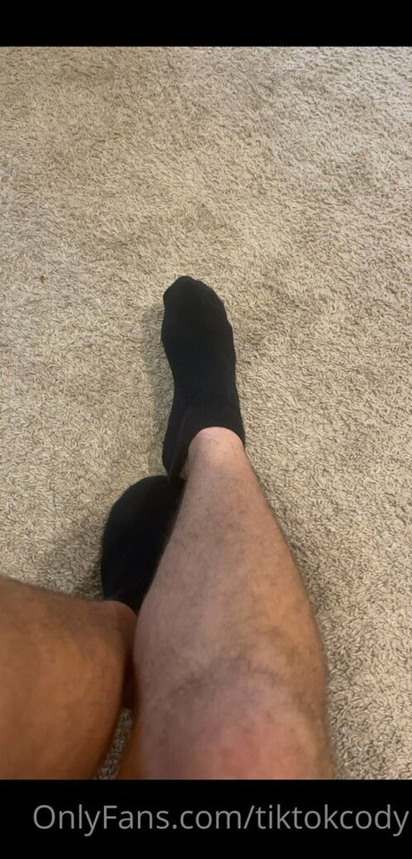 Naakte gelekte OnlyFans-foto van Tiktokcody