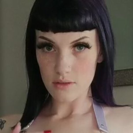 Naakte gelekte OnlyFans-foto van Miss Eydis