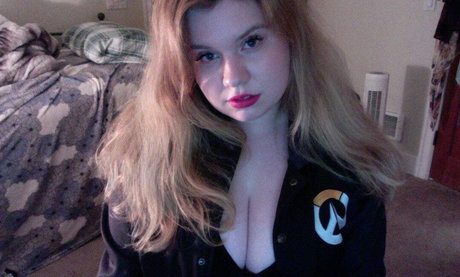 Naakte gelekte OnlyFans-foto van Supanintendogirl