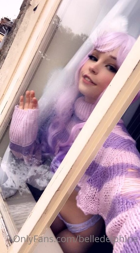 Naakte gelekte OnlyFans-foto van Belledelphine