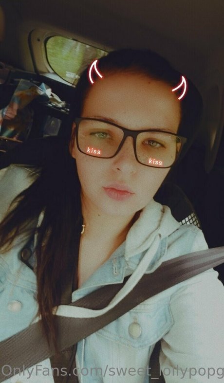 Sweet_lollypopgirl