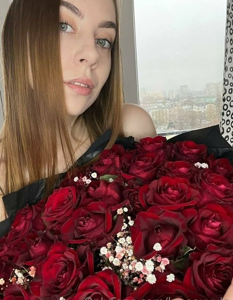 Naakte gelekte OnlyFans-foto van Leeeeyyyla