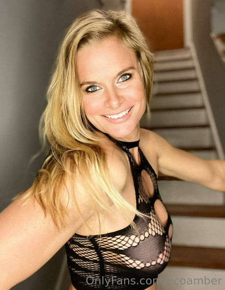 Naakte gelekte OnlyFans-foto van Ecoamber