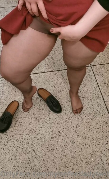 Nylonfeetladyswitzerland