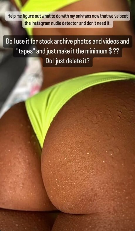 Naakte gelekte OnlyFans-foto van Thejjackie