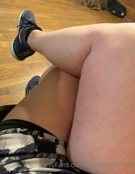 Naakte gelekte OnlyFans-foto van Sweetheart1400