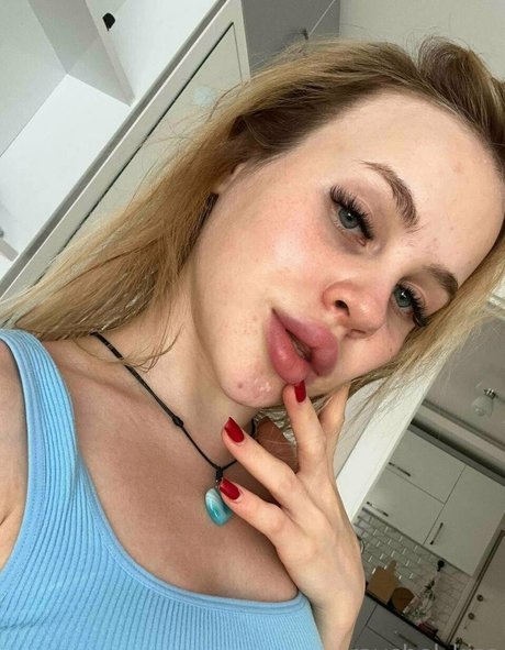 Raychel_kiss