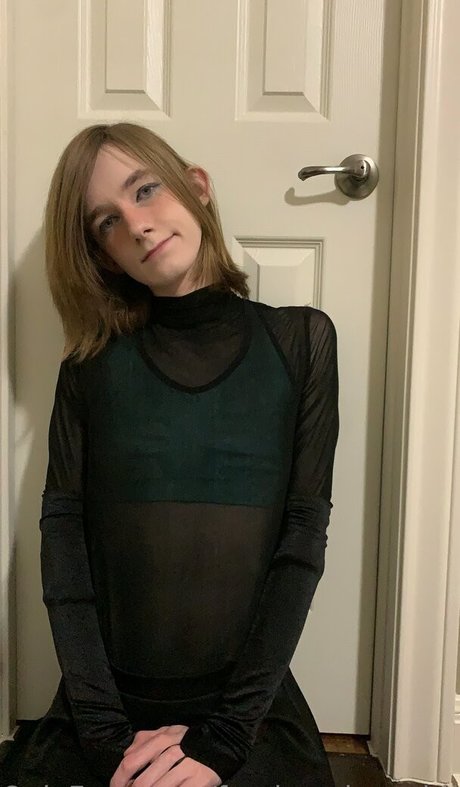 Femboycherryblossom