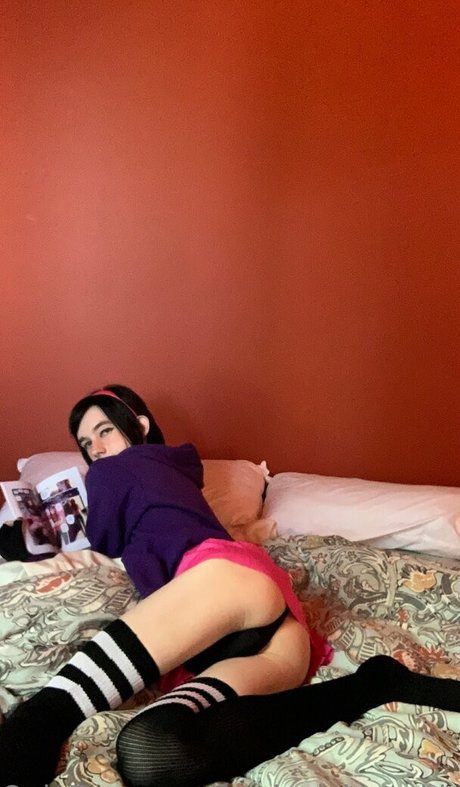 Femboycherryblossom