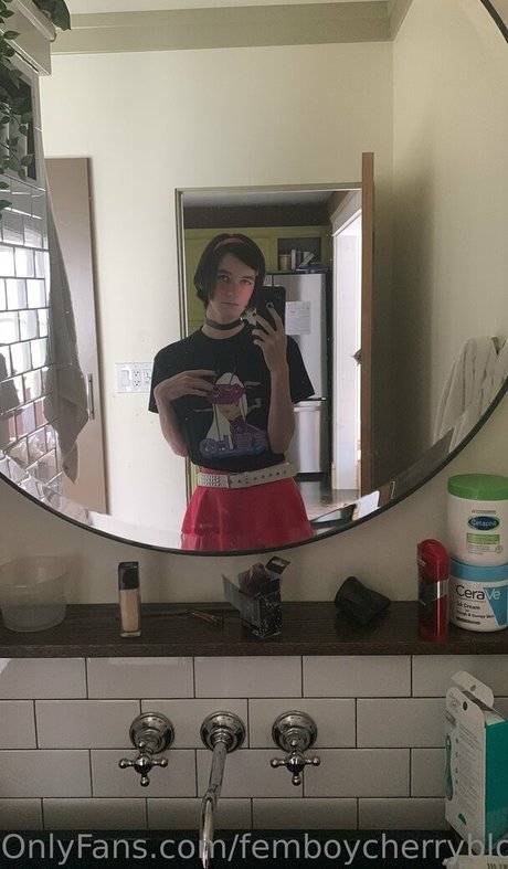 Femboycherryblossom