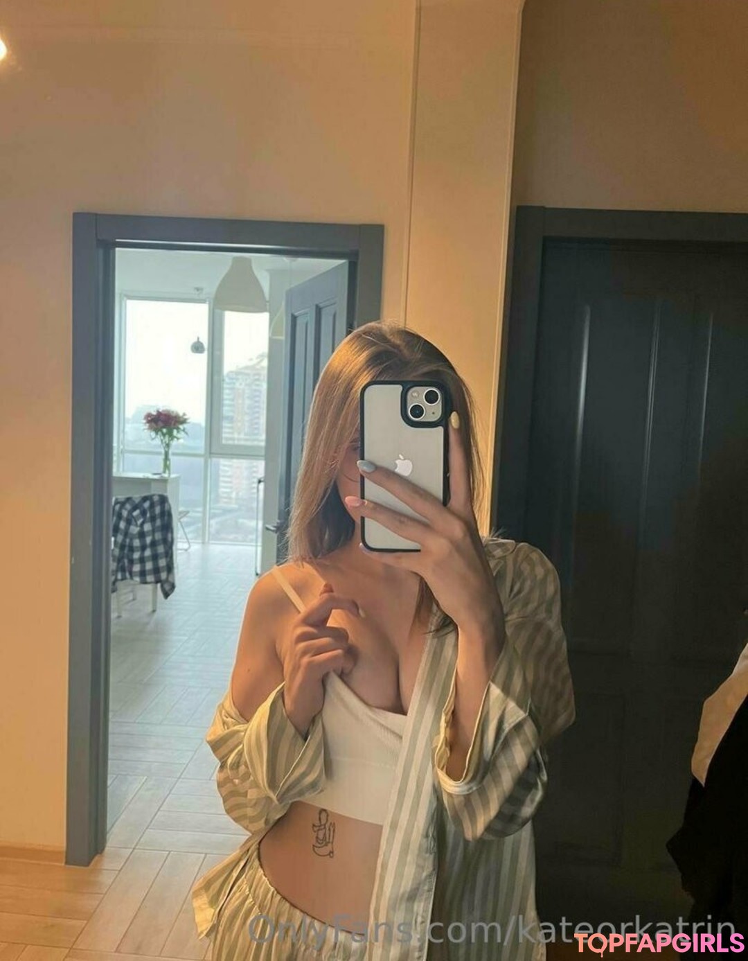 Naakte gelekte OnlyFans-foto van Kateorkatrin #263 Naakte gelekte OnlyFans-foto van Kateorkatrin #263