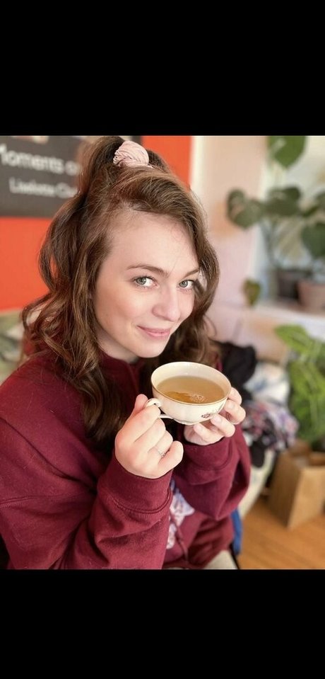 Naakte gelekte OnlyFans-foto van Nataschasophiaafree