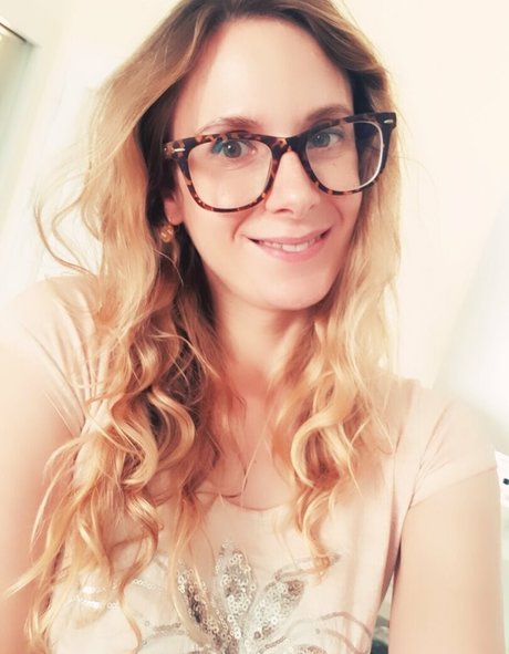 Naakte gelekte OnlyFans-foto van Ellyedelweiss