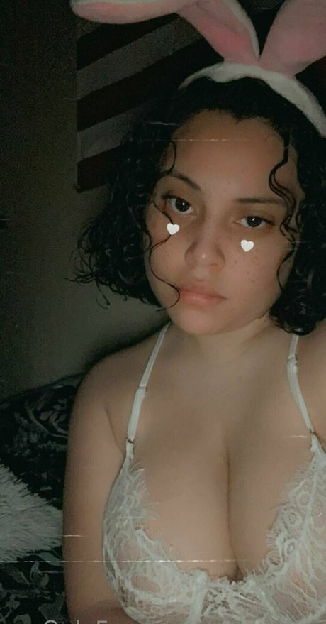 Naakte gelekte OnlyFans-foto van Uwugucci