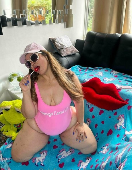 Kristenhillfree