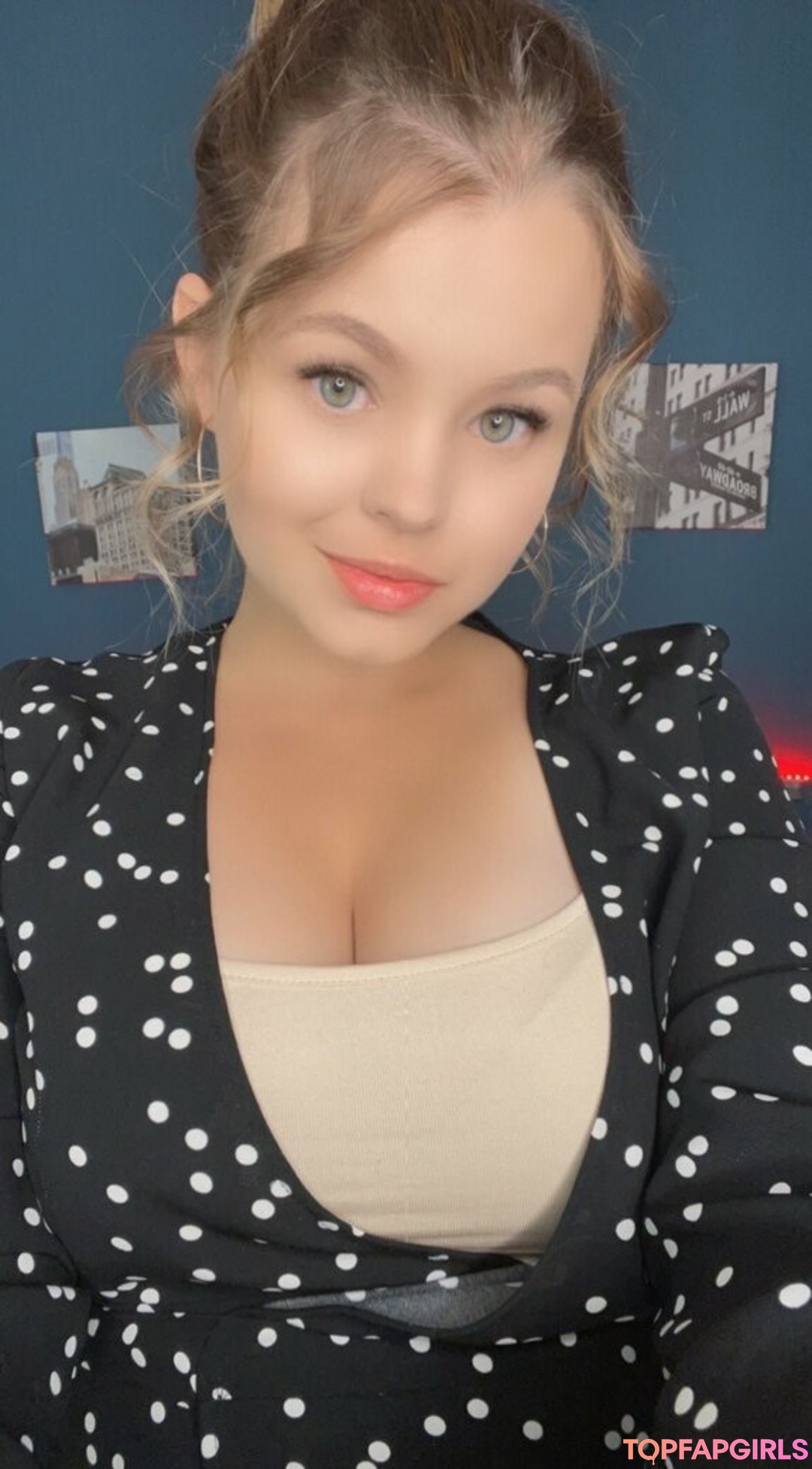 Naakte gelekte OnlyFans-foto van Dianaholiday #94 Naakte gelekte OnlyFans-foto van Dianaholiday #94