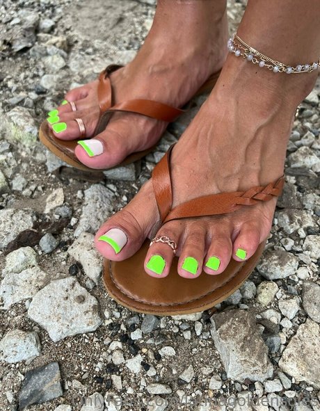 Latinagoldensoles