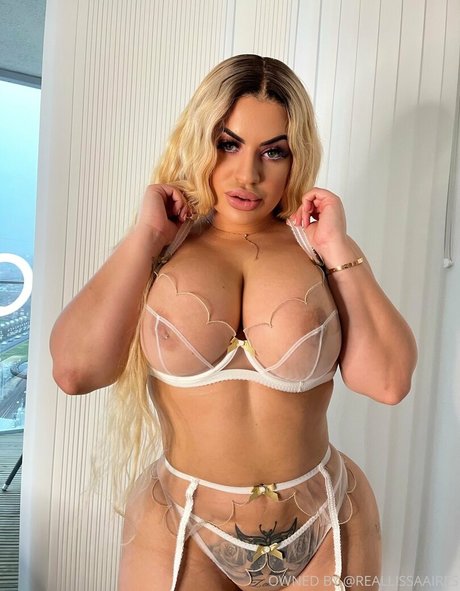 Naakte gelekte OnlyFans-foto van Lissaaires