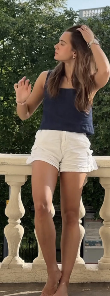 Naakte gelekte OnlyFans-foto van Ambar Driscoll
