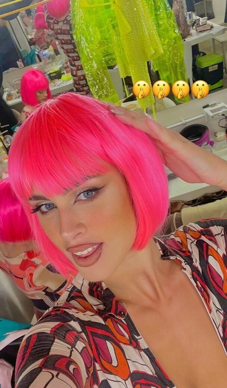 Naakte gelekte OnlyFans-foto van Meeryo7