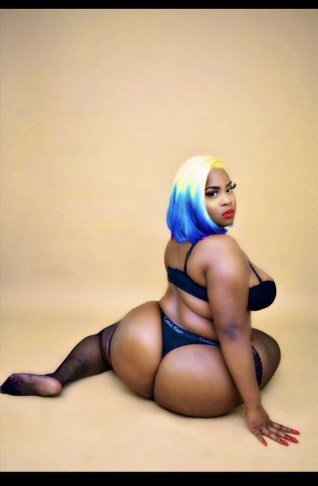 Naakte gelekte OnlyFans-foto van Bigbootysam