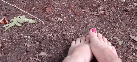 Naakte gelekte OnlyFans-foto van Barefootspirit