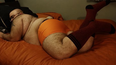 Naakte gelekte OnlyFans-foto van Mike Rango
