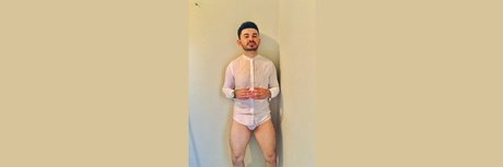 Naakte gelekte OnlyFans-foto van Soyoro