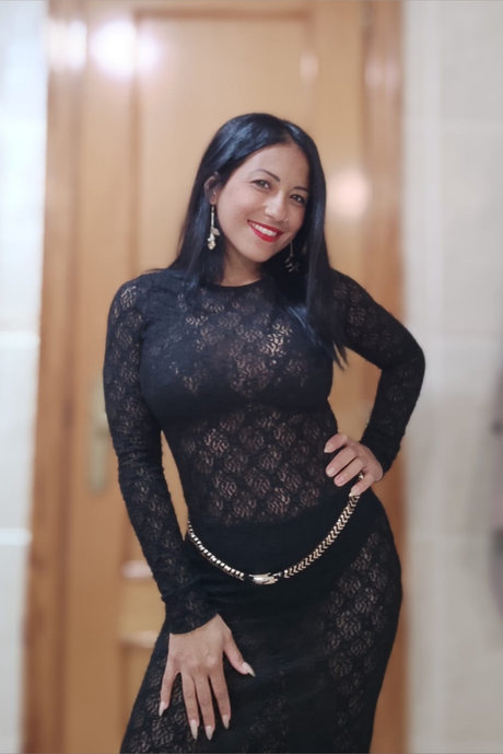 Naakte gelekte OnlyFans-foto van Cubanizz