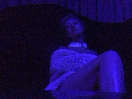 Naakte gelekte OnlyFans-foto van Annah
