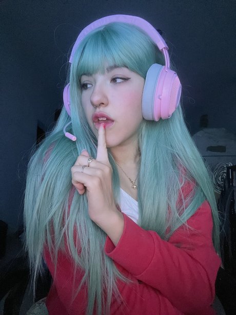 Naakte gelekte OnlyFans-foto van Mishelle