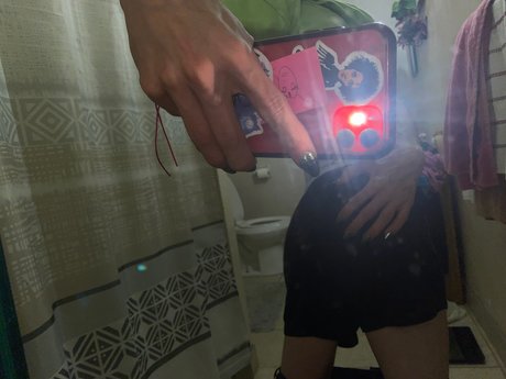 Naakte gelekte OnlyFans-foto van Starbabby