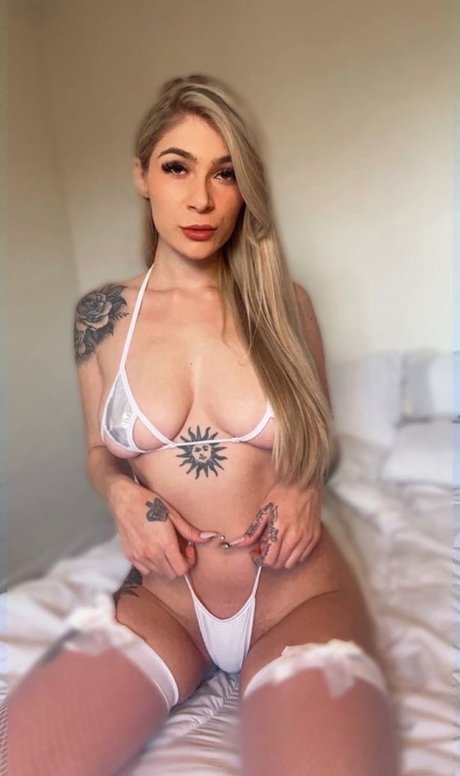Naakte gelekte OnlyFans-foto van Creamy Jay 