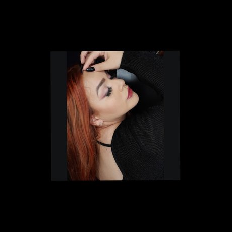 Naakte gelekte OnlyFans-foto van Cris Morera
