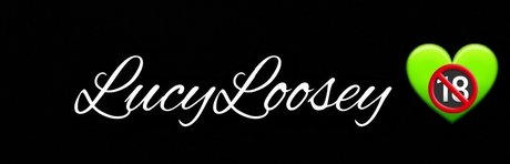 Naakte gelekte OnlyFans-foto van Lucy Loosey