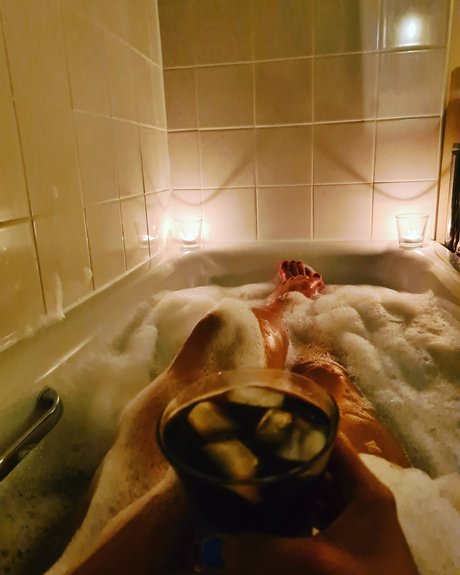Naakte gelekte OnlyFans-foto van Mrssmithx